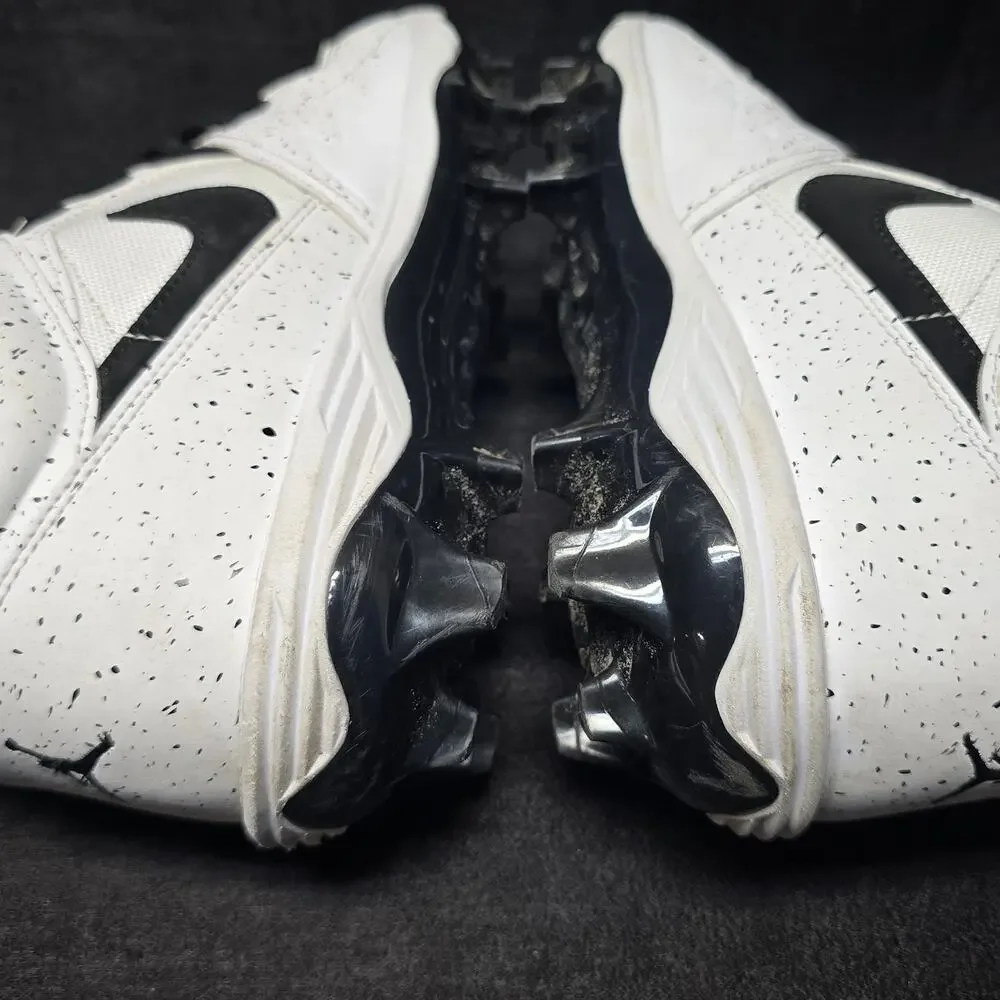 Nike Air Jordan Stadium 90' Retro Low 'Oreo' Baseball Cleats